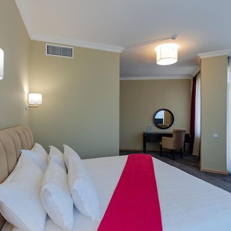 Hotel Aisi Batumi Ngoại thất bức ảnh