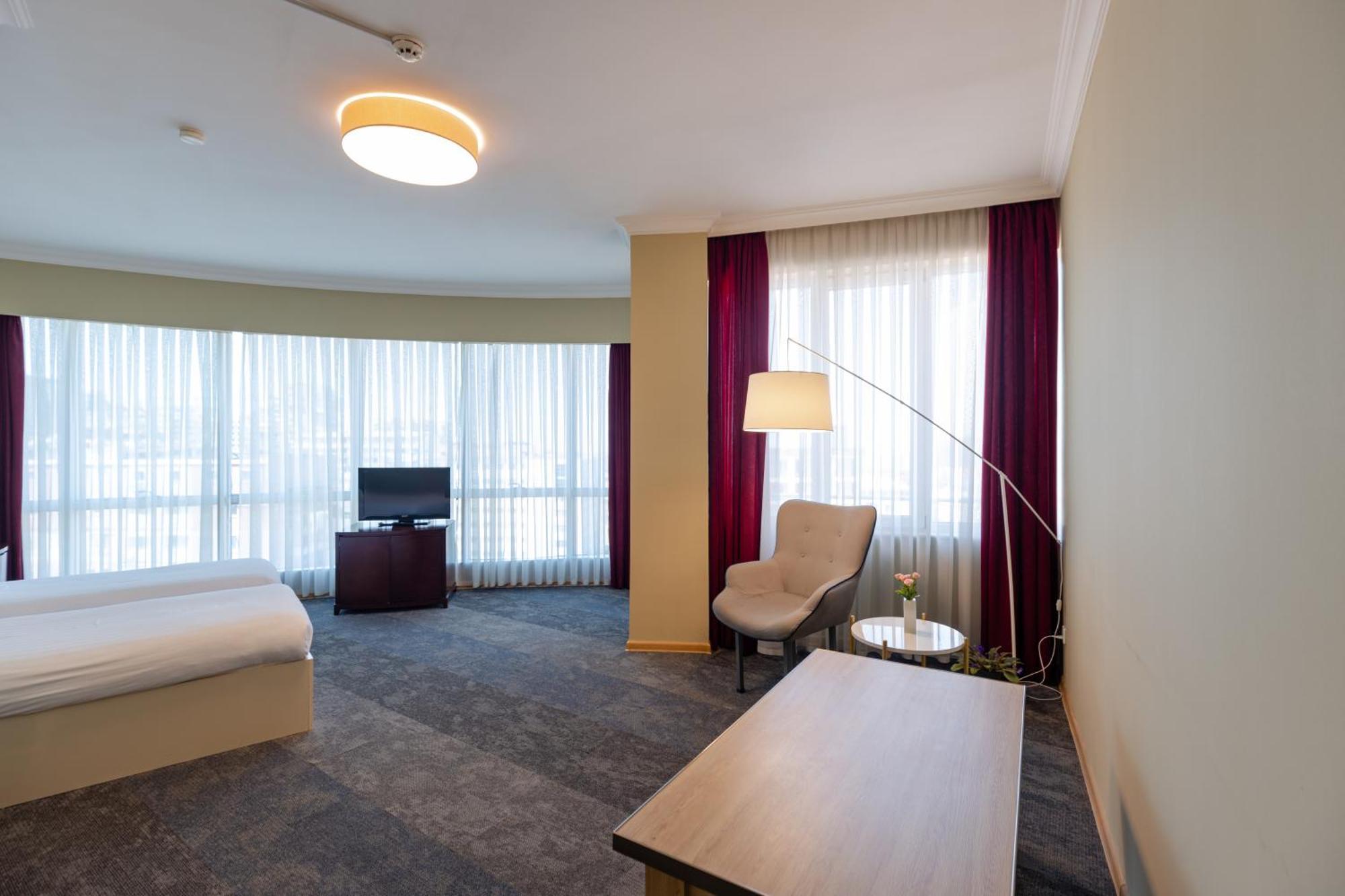 Hotel Aisi Batumi Ngoại thất bức ảnh
