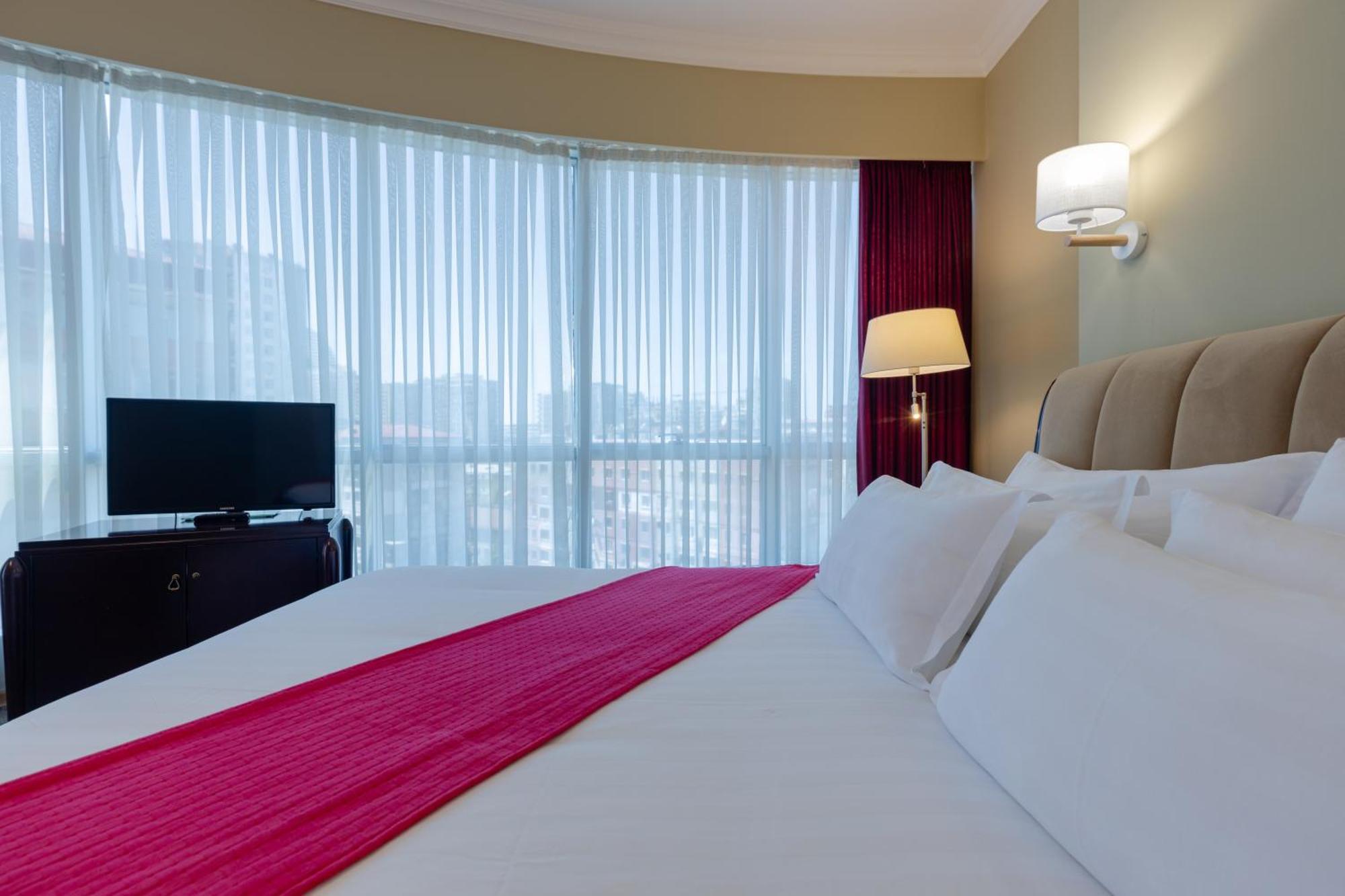 Hotel Aisi Batumi Ngoại thất bức ảnh