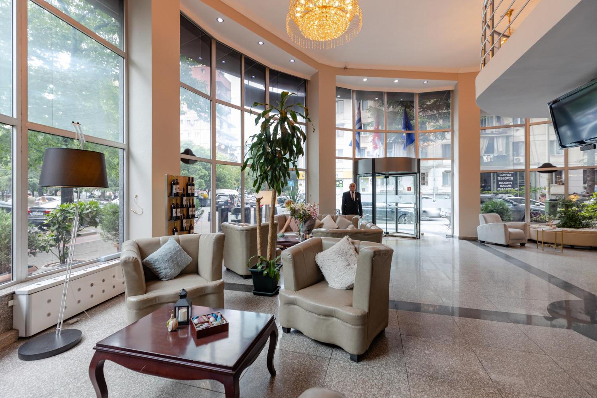Hotel Aisi Batumi Ngoại thất bức ảnh