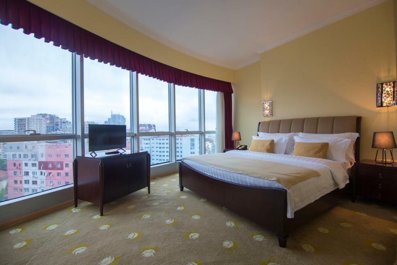 Hotel Aisi Batumi Ngoại thất bức ảnh